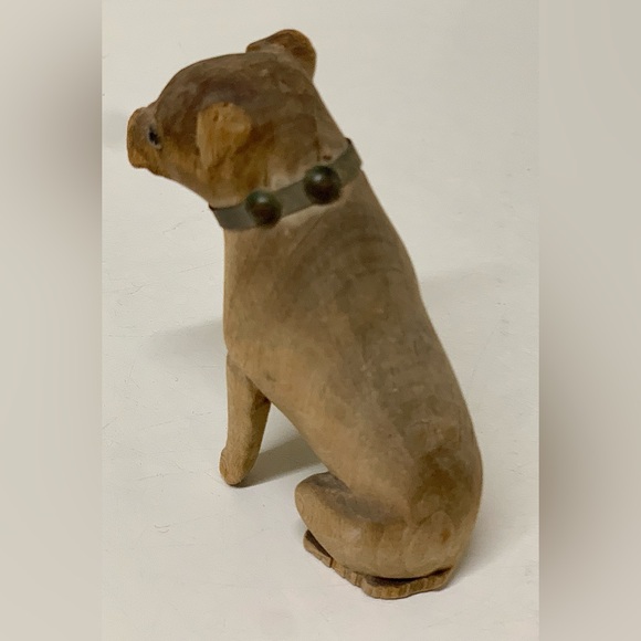 Late 19th Century Antique Rustic Primitive Hand Carved Sitting Toy Dog Statuette - Picture 15 of 16